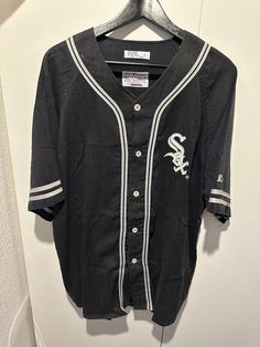 Starter Shirt Chicago White Sox Size L NBA Vintage Baseball Jersey Trikot Very good condition! Casual Cotton Baseball Jersey Breathable, Casual Short Sleeve Breathable Baseball Jersey, Breathable Casual Baseball Jersey For Sports Season, Casual Jersey With Baseball Collar For Sports Season, Casual Breathable Baseball Jersey, Casual Breathable Baseball Jersey For Baseball, Casual Breathable Crew Neck Jersey, Casual Sports Jersey With Baseball Collar, Casual Breathable Baseball Jersey For Sports