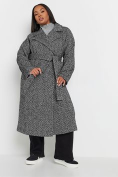 Stay warm and stylish this winter with our Unlined Maxi Wool Coat. Made from 100% polyester, this coat is perfect for everyday wear. The grey color adds a touch of sophistication, while the maxi length provides extra coverage. Perfect for any casual occasion, this coat is a must-have for your winter wardrobe.Model is 57/173 cm and size UK 16 / EU 44 Machine washable. 100% Polyester. Animal Print Dress Casual, Longline Coat, Maxi Coat, Chunky Knitwear, Formal Shirts For Men, Newborn Dresses, Sweaters And Jeans