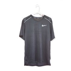 Reflective Trim Nike Running 100% Polyester Thin Material Nike Running Top, Running Nike, Nike Pro Women, Nike Pro Combat, White Tee Shirts, Ladies Tee Shirts, Nike Tshirt, Grey Nikes, Blue Nike