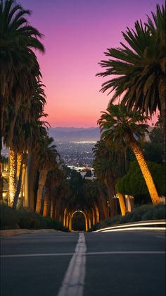 Discover stunning Los Angeles aesthetic photos on this blog post From 90s-inspired outfit ideas to beautiful downtown California wallpapers get inspired with night city pictures 80s vibes and Tumblr-worthy Hollywood snaps Explore the best LA wallaper iPhone images and cityscapes