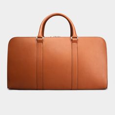 Leather Weekend Bag Palissy | Carl Friedrik™ Designer Suitcases, Airport Outfits, Designer Luggage, Leather Weekender Bag, Luggage Labels, Leather Weekender, Luggage Brands, Vintage Luggage, Inside Bag