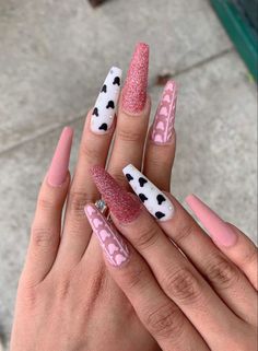 Disney Nails Valentines, Disney Valentine Nails, Disney Valentines Day Nails, Valentine Disney Nails, Valentines Disney Nails, Disney Valentines Nails, Disney Themed Nails Acrylic, Cute Disney Nails, Nails Vday