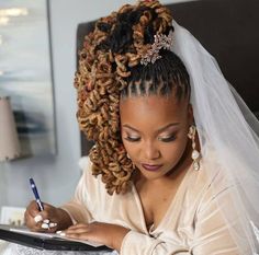 Wedding Loc Styles – Natural Wedding Hairstyles - davidreed.co Bridal Dreads Hairstyles, Dreadlock Hairstyles For Brides, Bridal Hairstyles With Locs, Bridal Dread Locks Styles, Sisterlock Bridal Styles, Loc Hairstyles For Brides, Bridal Loc Styles Black Women, Black Brides Hairstyles Locs, Bride Dreadlocks Wedding Styles