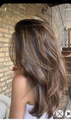 Haircut W Layers, Highlights On Reddish Brown Hair, Brown Hair W Highlights, Hair Ideas Colored, Wacky Hair, Goddess Hairstyles, Hair Color Shades