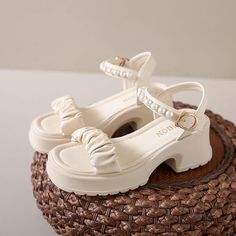 Fairy Style, Modern Sandals, Fairy Fashion, Leather Flat Shoes, High Quality Shoes, Fashion Heels, Women Sandals, Sandals For Women, Open Toe Sandals