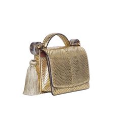 [vc_row][vc_column width=”1/3��″][vc_column_text text_larger=”no”] Tonya Hawkes Tonya Hawkes Gold Dora Gold Snake Top Handle Shoulder Bag Tonya Hawkes Dora Gold Snake High Fashion Red Carpet, Classic White Shirt, Trunk Bag, Bold Accessories, The Walk, Gold Snake, Magnetism, Cosmetic Pouch, Wearing Red