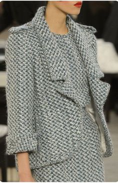 Chanel Style Jacket, 2015 Fashion Trends, 2015 Runway, Classic Style Outfits, Chanel Jacket, Chanel Haute Couture, Winter Mode, 60 Fashion, Chanel Fashion