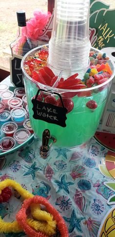 Lake Water Fishing Picnic Food, River Party Decorations, Dock Party Ideas, Lake Trip Food Ideas, Bass Birthday Party, Fishing 50th Birthday Party, Fishing Themed Bachelorette Party, Baywatch Birthday Party, Lake Water Punch