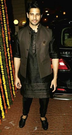 Formal Casual Wear, Formal Menswear, Ekta Kapoor, Indian Groom Dress, Abhishek Bachchan