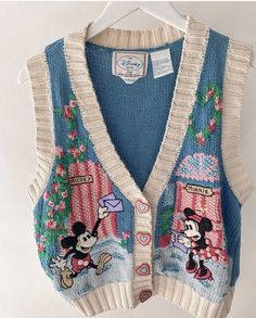 Vintage Disneyland Outfits, Vintage Disney Clothes, Vintage Disney Outfits, Vintage Disney Aesthetic, Disney Clothes For Women, Disney Outfits Aesthetic, Disney Trip Outfits, Disney Outfits Women, Disney Fits