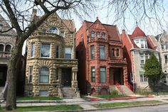 some very pretty old houses by the street