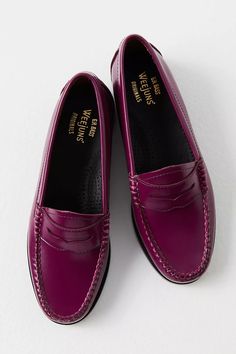 Classic Patent Leather Slip-on Loafers, Classic Fitted Patent Leather Loafers, Classic Oxfords For Workwear In Fall, Classic Tassel Loafers With Round Toe For Fall, Classic Stitched Sole Loafers For Fall, Classic Moc Toe Moccasins For Fall, Classic Leather Shoes With Stitched Sole For Work, Classic Leather Shoes For Work With Durable Sole, Classic Patent Leather Tassel Loafers For Business