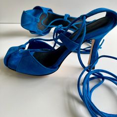 Luca Valentini Strappy Heel Brand New Bright Blue Soft Leather Lace Up Size 7/It 37 Runs True To Size Heel 3.9” Original Box Included Although I Do My Best To Capture The True Color Of Each Shoe. Due To The Many Variations In Screen Monitors And Lighting The Color In The Images Could Look Slightly Different Than The Actual Color . Please Consider This When Ordering Blue Strappy Sandals For Formal Occasions, Blue Suede Sandals With Heel Strap, Blue Strappy Evening Sandals, Blue Strappy Sandals For Evening, Blue Suede Open Toe Heels, Blue Strappy Evening Heels, Blue Strappy Heels For Evening, Fitted Blue Leather Sandals, Blue Suede Heels With 4-inch Heel