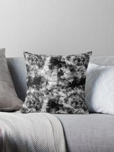 "Black and White Cristal Pattern. " Pillow for Sale by MaritzaGoodIdea | Redbubble