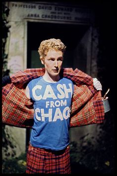 The legendary Malcolm McLaren Carla Sozzani, Malcolm Mclaren, Ray Stevenson, British Punk, Johnny Rotten, Evolution Of Fashion, Punk Rocker