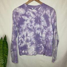 Lavender/Liliac/Purple + White. Round Neck. Pull-Over. Ultra-Soft; Cotton Blend. Zip At Side. Raw Hem Sleeves. Size Extra Small; Xs. New Without Tags. One Small Light Stain On Right Shoulder (Shown In Close-Up Photo). X Offers Accepted Or Countered X Smoke & Pet Free Home X 1-2 Days Shipping X For Bundle Discounts, Measurements Or Any Other Questions, Feel Free To Message Us Tags: Cozy Comfort Loungewear Tops Sweaters Home Errands Everyday Street Casual Winter Lightweight Trendy Cute Crop Crewneck, Distressed Sweatshirt, Loose Fit Sweater, Cropped Crewneck, Pink Leopard Print, Tie Dye Long Sleeve, Tie Dye Sweatshirt, Womens Crewneck, Purple Sweater