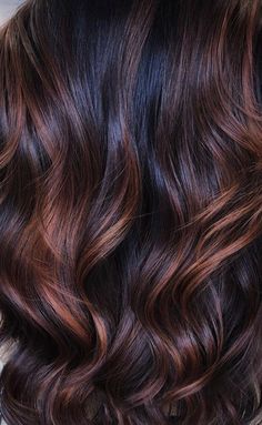 Wig Makers, Brunette Hair With Highlights, Red Highlights, Winter Hair, Spring Hairstyles