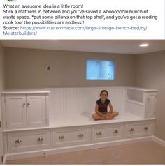 Large Storage Bench, Bedroom Designs, Design Case, Reading Nook, Built Ins, My Dream Home, Girl Room, Home Bedroom