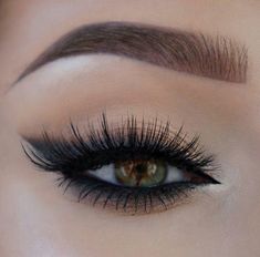 #eyebrow #brow #cosmetics #makeup Makijaż Smokey Eye, Kiss Makeup, Makeup Goals, Makeup Designs, Eye Make, Love Makeup, Pretty Makeup, Beautiful Makeup, Eye Makeup Tutorial