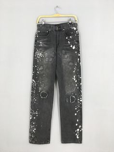 "Size 29x32 Movin Japan Splatter Painter Jeans Distressed Denim Jeans Faded Dirty Denim Ripped Japanese Destroyed Jeans Black W29 Please contact me for any questions about this clothing before buying. SIZE MEASUREMENTS :- WAIST : 29\" inches HIPS : 38\" inches THIGH: 22\" inches  LEG OPENING : 16\" inches RISE : 12\" inches INSEAM : 32\" inches OUTSEAM (TOTAL LENGTH) : 43\" inches WEIGHT : 0.67 kg Condition : Distressed faded dirty jeans Good Vintage Conditions. Please pay close attention to mea Painter Jeans, Dirty Jeans, Levis 501 Black, Movie Tees, Blue Jumper, Destroyed Jeans, Distressed Denim Jeans, Levi Jeans 501, Jeans Distressed