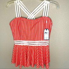 You Di An Red Swim Peplum Top Size M Sleeveless Tops For Spring Holiday, Red Sleeveless Top For Picnic, White Fitted Top For Picnic, Red Summer Tops For Picnic, Red Sleeveless Holiday Tops, Swim Skort, Plaid Bikinis, Swimsuit Skirt, Vix Swimwear