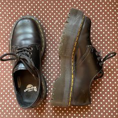 Great Condition, Little Wear. Minor Scuff On The Front Of The Shoe. Retro Black Round Toe Oxfords, Retro Black Oxfords With Round Toe, Retro Black Oxfords For Derby, Retro Black Oxfords With Leather Sole, Black Leather Retro Oxfords, Vintage Black Oxfords With Leather Footbed, Vintage Black Low-top Oxfords, Dr Marten 1461, Loafers Women