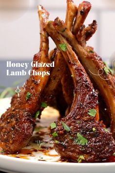 Honey Glazed Lamb Chops but Better Honey Balsamic Lamb Chops, Lamb Chop Recipes Stovetop, Lamb Chop Recipes With Sauce, Sweet Lamb Chop Recipes, Balsamic Glazed Lamb Chops, Seasoning For Lamb Chops, Honey Lamb Chops