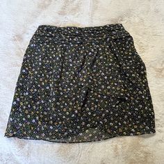 Zara Skirt Size Large. Side Zip, Slight Tulip Hem In Front. Lined. Please Check Fit Based On Measurements Provided Below. Please Ask For More Measurements If Needed. Length: 19” Waist (Flat Lay): 15 3/4” From Dog Friendly Home Open To Reasonable Offers All Items Not Marked As New, Nwt Or Nwot Are In Gently Used Condition And May Have Flaws. Please Ask Any Additional Questions Or For Additional Photos Prior To Purchasing. Casual Multicolor Skirt By Zara, Casual Multicolor Zara Skirt, Zara Casual Multicolor Skirt, Zara Floral Print Mini Skirt For Spring, Zara Floral Print Mini Skirt, Casual Flowy Mini Skirt By Zara, Casual Yellow Zara Skirt, Zara Casual Floral Print Skirt, Casual Yellow Mini Skirt With Floral Print