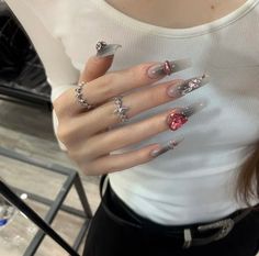 Nail Piercing, Nail Effects, Glamorous Nails, Gem Nails, Creative Nails, Nail Shapes