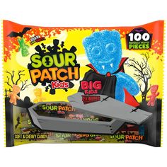 Make your house a trick-or-treating hot spot with SOUR PATCH KIDS BIG Individually Wrapped Soft & Chewy Halloween Candy. These delicious SOUR THEN SWEET treats come in assorted mouth-puckering fruit flavors to delight your taste buds. The large kid-shaped sour candies are two times bigger than the original for even more of a SOUR THEN SWEET candy experience. A fat free food, these Halloween candies are delicious crowd-pleasing grab-and-go Halloween treats. Enjoy this soft candy during your favor Best Halloween Candy, Sour Candies, Trick Or Treat Candy, Candy Halloween, Soft Candy, Chewy Candy, Sour Patch Kids, Sour Patch, Bulk Candy