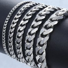 🎉 Exciting News! More You Buy, Bigger Savings! 🛍️💰 🛒 Buy 2 Items - Get 10% Off 🛒🛒 Buy 3 Items - Get 15% Off No codes needed. Shop now and save big! 🌟 Silver Stainless Steel Cuban Link Bracelet for Both Women and Men - Curb Hip Hop Style Bracelet To order the BLACK please use this link - https://www.etsy.com/listing/1322808713/mens-bracelets-black-stainless-steel To order the GOLD please use this link - https://www.etsy.com/listing/1322806923/mens-bracelets-stainless-steel-curb ★ DURABLE & Mens Link Bracelet, Cuban Chain Men, Mens Chain, Mens Chain Bracelet, Arm Jewelry, Trendy Bracelets, Zero Tolerance, Miami Cuban, Handcrafted Artisan Jewelry