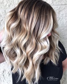 Chocolate Lowlights, Hair Blond, Brown Hair Balayage, Blonde Hair Inspiration, Balayage Hair Blonde, Blonde Hair Looks, Low Lights Hair, Blonde Hair With Highlights, Brown Blonde Hair