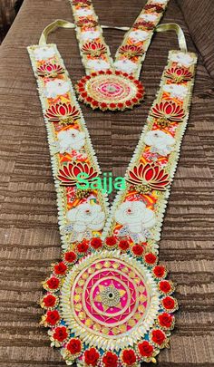 Bra Cake, Color Wheel Design, Kalash Decoration, Garland Making, How To Make Garland, Thali Decoration Ideas