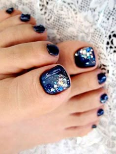 Blue Toe Nail Designs, Blue Toe Nails, Winter Nail Colors, Nagellack Trends, Toe Nail Color, Pedicure Ideas, Pretty Toe Nails, Summer Toe Nails, Cute Toe Nails