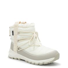 White Round Toe Functional Boots, White Functional Round Toe Boots, Functional White Round Toe Boots, Functional White Waterproof Boots, White Insulated Winter Boots, White Weatherproof Boots For Outdoor, White Waterproof Winter Boots, The North Face Winter Outdoor Boots, White Waterproof Boots For Outdoor