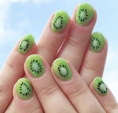 Veggie Nails, Fruit Gel Nails, Nail Art Hijau, Kiwi Nails, Quick Nails, Fruit Nail, Anting Manik, Emerald Nails, Fruit Nail Art