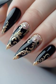 Got Nails Art Designs, Black Gold Nails Ideas, Dark Glam Nails, Burlesque Nails Design, Filigree Nail Art, Wedding Nails For Bride Black, Glam Goth Nails, Black And Gold Acrylic Nail Designs, Victorian Nails Designs