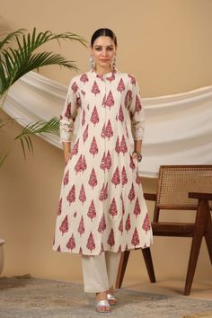 Long Indian Tunic in Cotton Linen blend Fabric with Block Print on Natural off white /cream base. *Kurta with Pockets on both sides * 3/4 Sleeve with schiffli fabric * Medium weight *Cotton Linen fabric. * Kurta Length-45 inches/ 115cm * Slit- 12.5 inches/ 31 cm * Cotton linen solid natural cream/ off white pants. 💙 Spring summer Kurta is part of our Sustainable collection. 💙 Tailored Smart look with princess cut panels for beautiful fit, mandarin collar & front buttons (buttons are for Style, Printed Cotton Suit Designs, Princess Line Dress, Kameez Design, Embroidered Kurtis, Winter Patterns, Off White Pants, Indian Tunic, Simple Kurta Designs