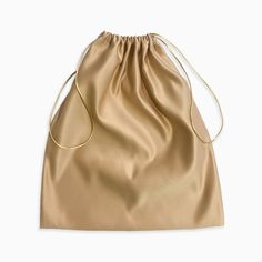 Looking for a reliable and high-quality dust bag made right here in the USA? 🇺🇸  Look no further than our handmade dust bags!  Expertly crafted from locally sourced Peau de Soie (Satin), these bags are the perfect solution for protecting your favorite items like handbags, clothing, and sneakers.  With a sturdy closure made from double satin strings, you can trust that your belongings will stay safe and secure.  Our dust bags are the best on the market for keeping your items in pristine conditi Designer Handbag Storage, Embroidery Text, Handbag Storage, Silk Bag, Premium Packaging, Packaging Gift, Gold Satin, Gold Silk, Bag Packaging