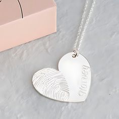 ♥ Fingerprint Heart Necklace with Custom Engraved Name Made from  925 Sterling Silver!  * A stunning custom-designed exclusively for those who cherish love and sentimentality. A beautiful women's love necklace combines sentimental value and personalized flair, making it the perfect gift for moms and cherished ones.  * Adorned with a delicate fingerprint necklace design and a charming heart pendant, this personalized jewelry piece truly stands out as a unique and meaningful gift. ♥ S I Z E  &  M Customized Heart-shaped Sterling Silver Necklace, Silver Heart-cut Keepsake Necklace, Finger Print Pendant, Heart-shaped Sterling Silver Necklace For Personalized Gift, Sterling Silver Nickel-free Heart Necklace For Keepsake, Fingerprint Heart, Best Gift For Mom, Thumb Print, Fingerprint Necklace