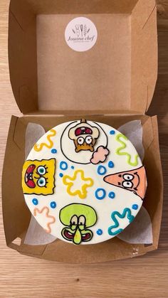 Doodle Cake, Bakery Aesthetic, Small Birthday Cakes, Spongebob Cake, Spongebob Birthday Party, Aesthetic Cake, Cake Cafe