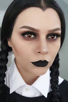 Wednesday Addams Makeup, Wednesday Addams Costume, Halloween Makeup Diy, Halloween Fest, Halloween Makeup Ideas, Halloween Makeup Pretty