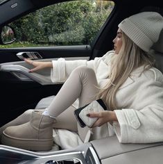 Outfit Inspo School, Brandy Melville Aesthetic, Outfits Leggins, December Outfits, Classy Winter Outfits, Winter Inspo, Winter Fashion Outfits Casual, Autumn Fits