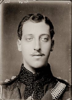 Gods and Foolish Grandeur: Albert Victor Christian Edward - Prince Eddy - photographs by Bassano, 1875 and circa late 1880s British Monarchy History, Royal Family History, Victorian Portraits