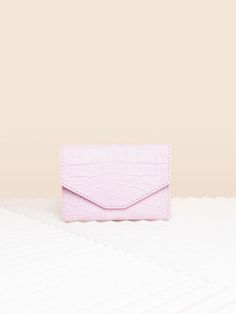 CARDHOLDER PINK CROCO نظارات شمسية, Black Box, Bank Notes, Italian Leather, Gift Bags, Natural Materials, Sunglasses Accessories, Card Holder, Buckle