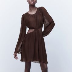 Zara Deep Brown Cutout Dress. Beautiful Neutral Pleated Long Sleeve Dress. Features Back And Side Cutouts With Elastic Banding. Brand New With Tag! Measurements 36.5” Long 29” Sleeve 18” Pit To Pit Boho Style Dresses, Pleated Mini Dress, Pleated Fabric, Denim Mini Dress, Jacquard Dress, Halterneck Dress, Knit Mini Dress, Cutout Dress, Flowy Dress