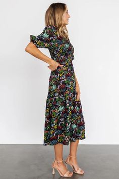 Our Lena Tiered Midi Dress in Black Multi Floral is a stylish staple piece for your closet! The floral pattern and stretchy smocking make it versatile and easy to wear to any occasion. Baltic Born, Floral Print Chiffon, Mid Length Sleeves, Midi Dress Black, Tiered Midi Dress, Chiffon Material, Tier Skirt, Print Chiffon, Cup Size