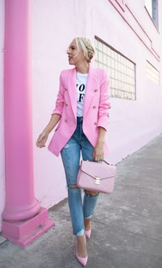 Mode Rose, Looks Jeans, Mode Chanel, Pink Blazer, Blazer Outfits, 가을 패션, Work Casual