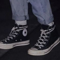 White Grunge Aesthetic, White Grunge, Blur Photography, Converse Black, Grunge Aesthetic, Chuck Taylor Sneakers, Converse High Top Sneaker, Converse Chuck Taylor High Top Sneaker