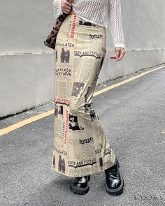 Lasaky - Printed High Waist Maxi Skirt with Elegant Split Design Newspaper Skirt, Hip Hop Fashion 90s, Skirt Aesthetic, Jeans Patchwork, Printed Long Skirt, High Waist Long Skirt, Newspaper Print, Vintage Newspaper, High Waisted Maxi Skirt